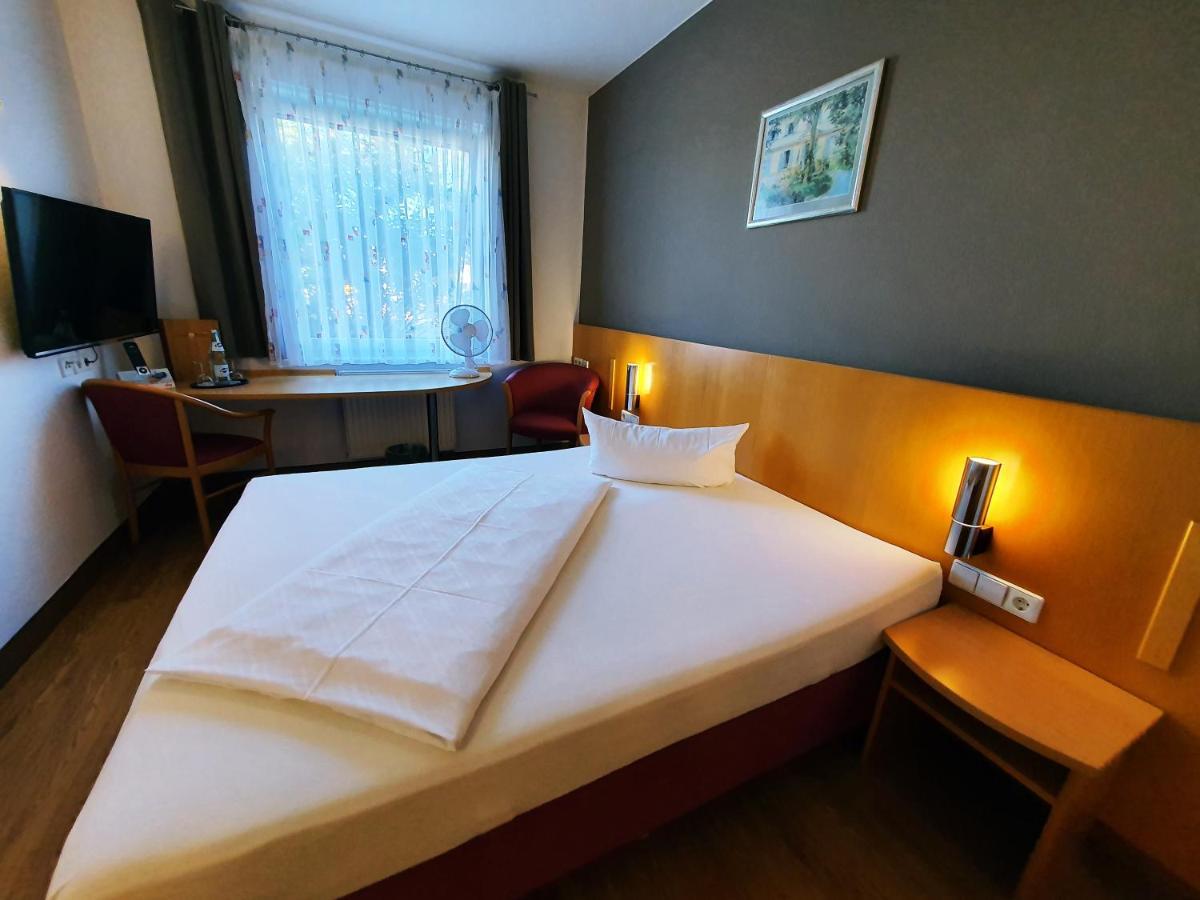 Hotel Sunparc - Shuttle Zum Europa-Park Rust 4Km & Rulantica 2Km Ringsheim Luaran gambar