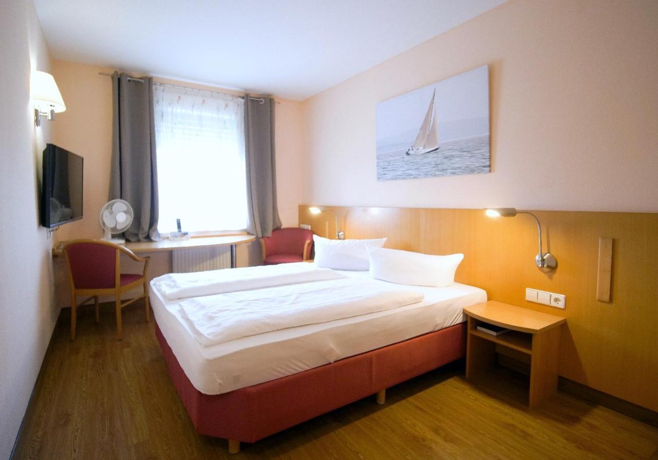 Hotel Sunparc - Shuttle Zum Europa-Park Rust 4Km & Rulantica 2Km Ringsheim Luaran gambar