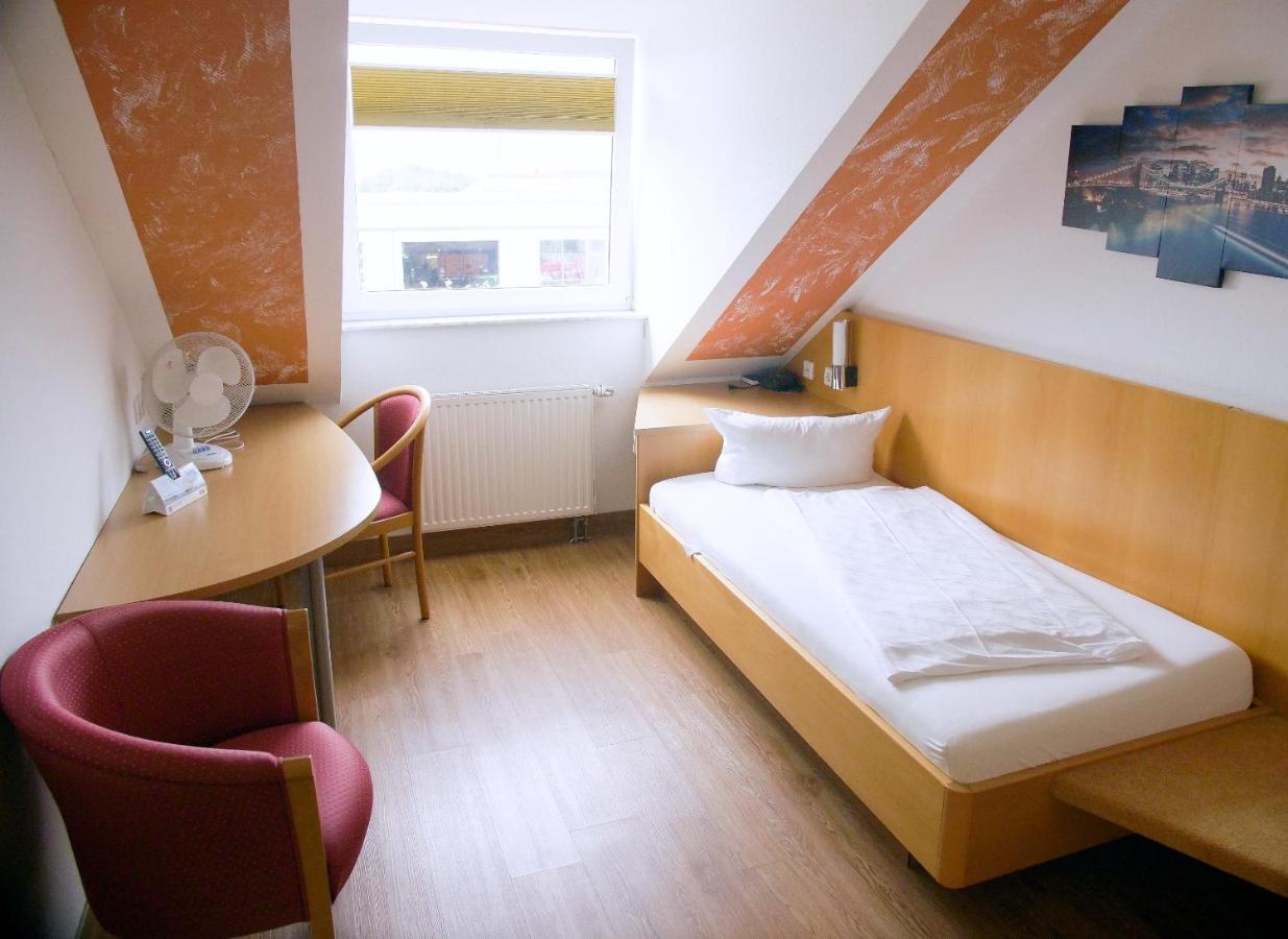 Hotel Sunparc - Shuttle Zum Europa-Park Rust 4Km & Rulantica 2Km Ringsheim Luaran gambar