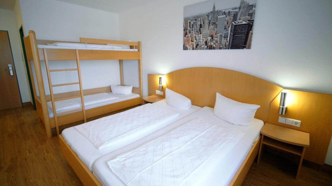 Hotel Sunparc - Shuttle Zum Europa-Park Rust 4Km & Rulantica 2Km Ringsheim Luaran gambar