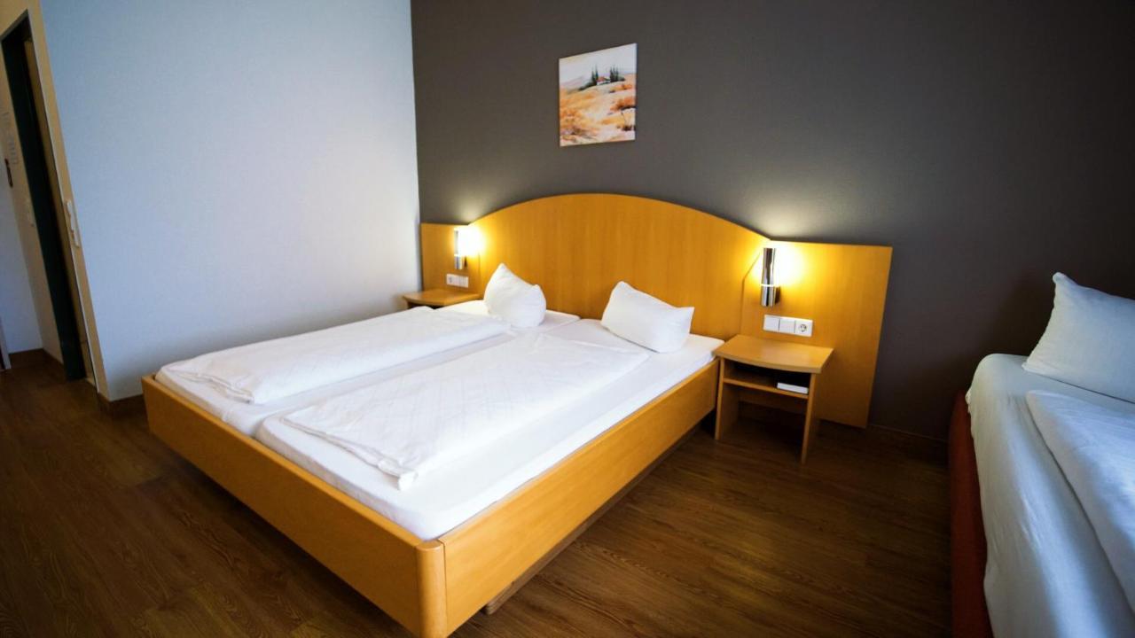 Hotel Sunparc - Shuttle Zum Europa-Park Rust 4Km & Rulantica 2Km Ringsheim Luaran gambar