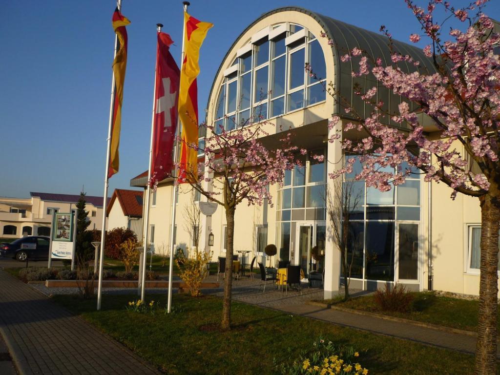 Hotel Sunparc - Shuttle Zum Europa-Park Rust 4Km & Rulantica 2Km Ringsheim Luaran gambar