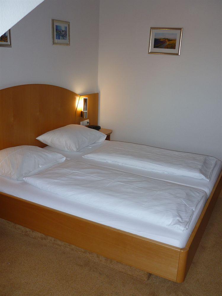 Hotel Sunparc - Shuttle Zum Europa-Park Rust 4Km & Rulantica 2Km Ringsheim Luaran gambar