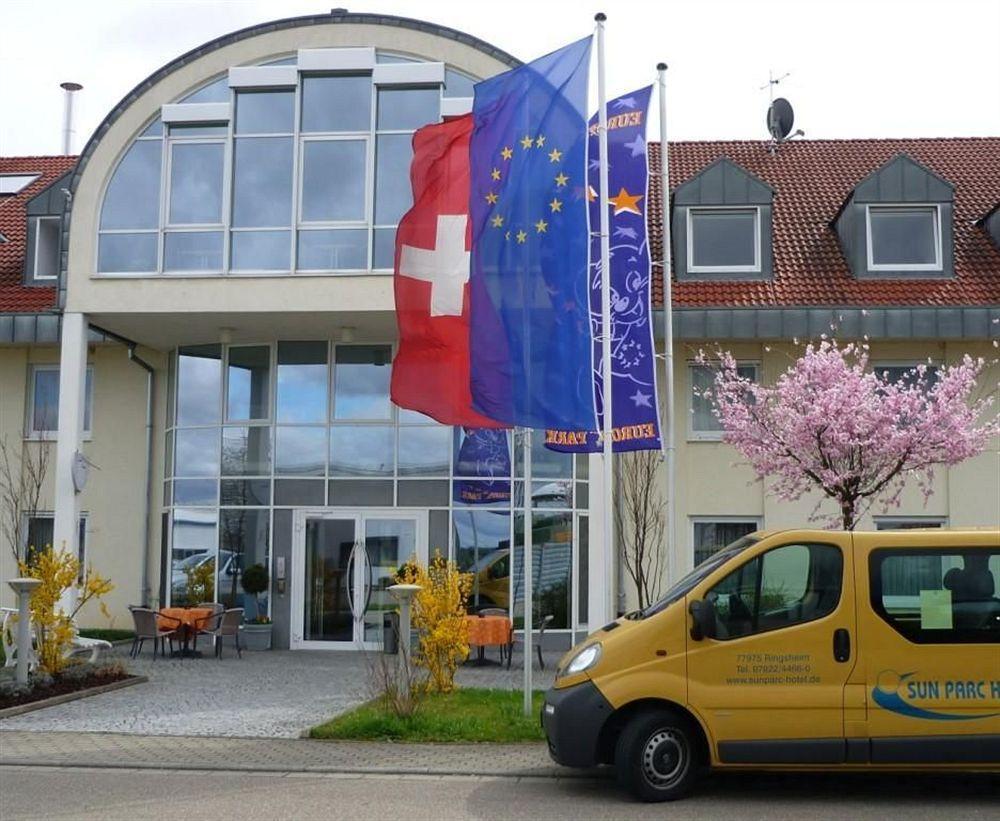 Hotel Sunparc - Shuttle Zum Europa-Park Rust 4Km & Rulantica 2Km Ringsheim Luaran gambar