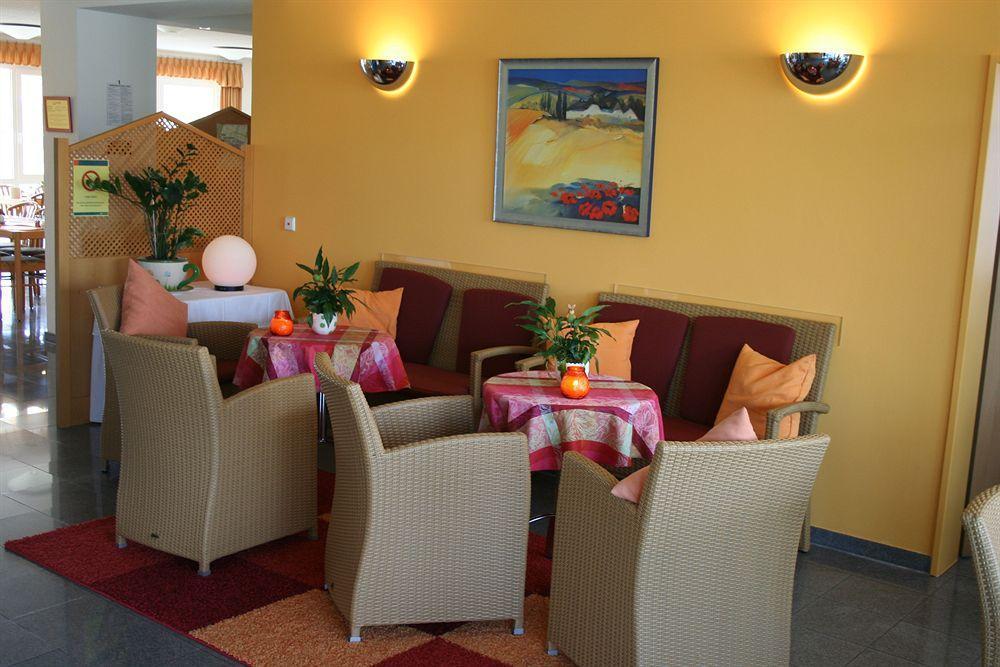 Hotel Sunparc - Shuttle Zum Europa-Park Rust 4Km & Rulantica 2Km Ringsheim Luaran gambar